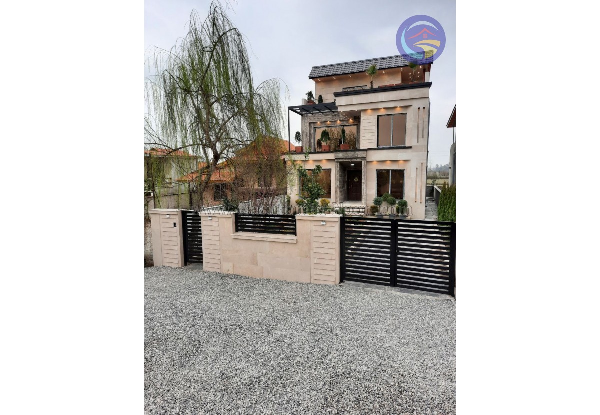 ویلا تریبلکس با روف گاردن منطقه جنگلی گیلانده